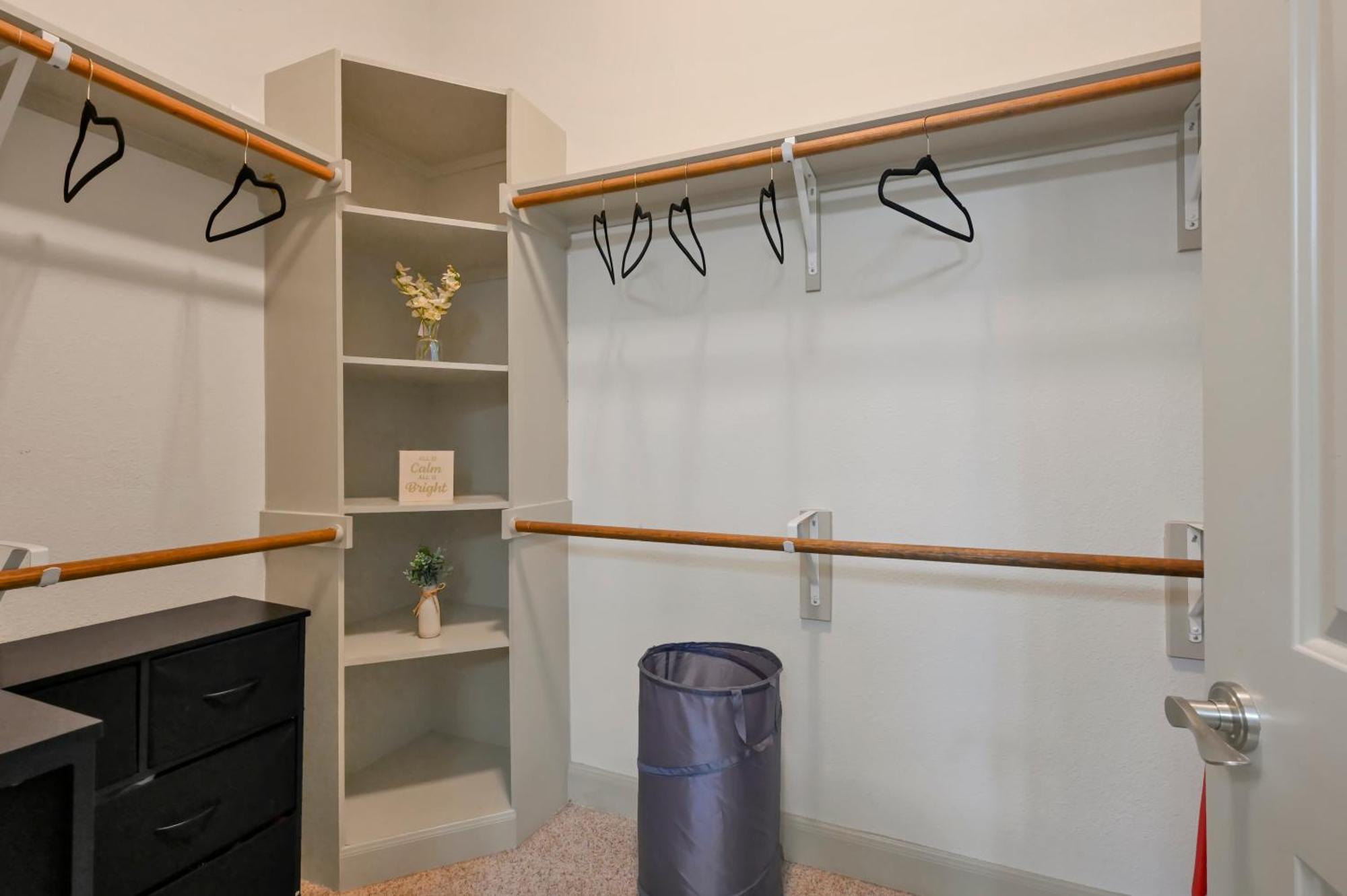 Central Houston Stay - Walk To Nrg Stadium, Relax By The Pool, And More! Exterior photo